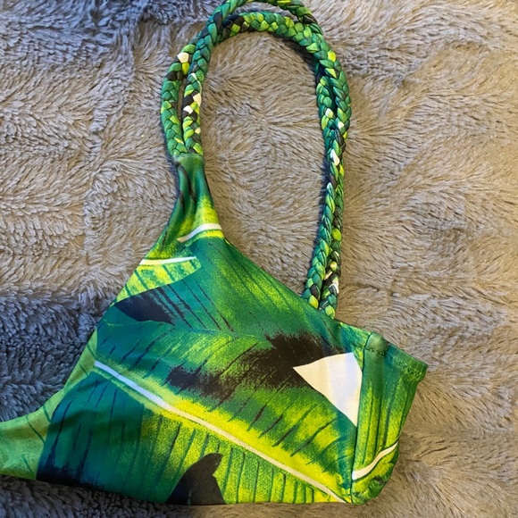 SHEIN bikini top leaf print - Picture 4 of 5